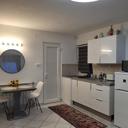 Varlak Apartmans ✷ ✷ ✷ Siófok Exteriör bild