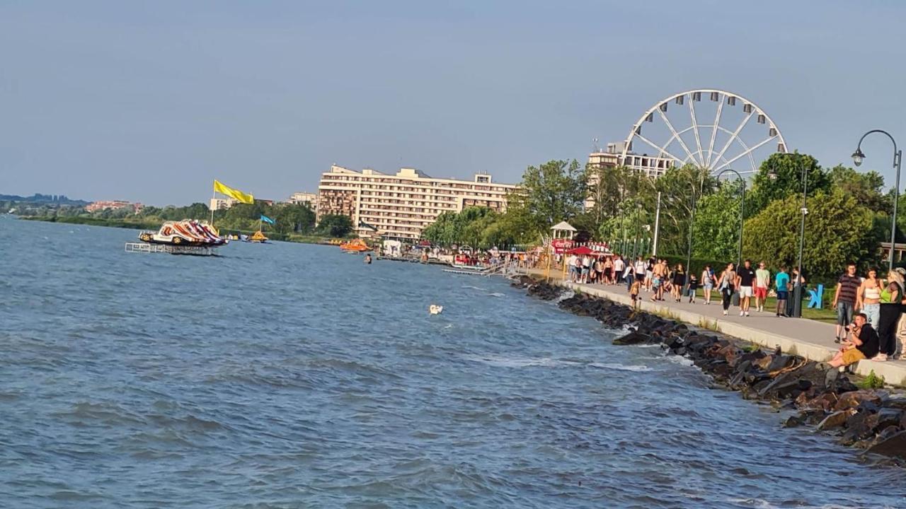 Varlak Apartmans ✷ ✷ ✷ Siófok Exteriör bild